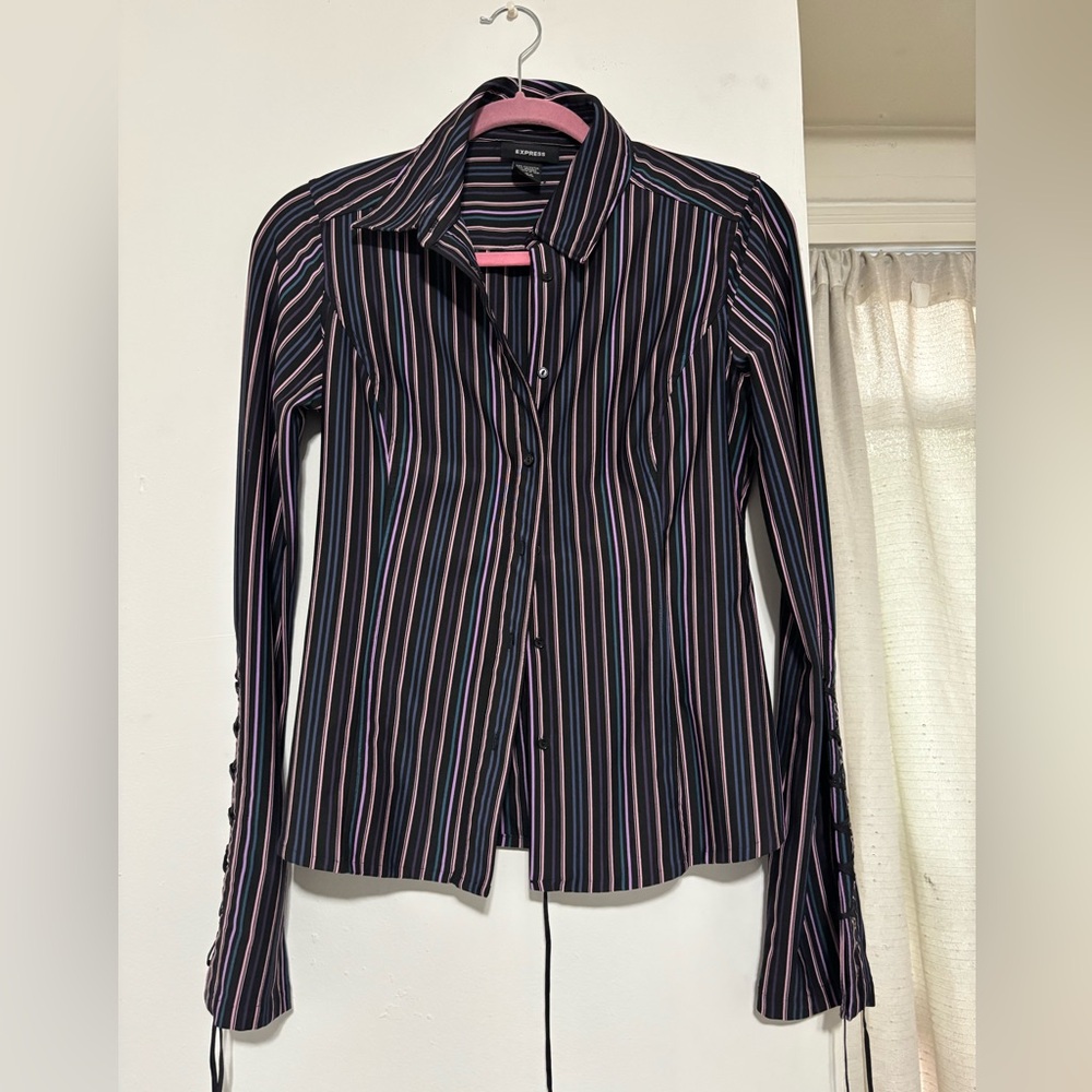 Express Y2K/90s Lace Up Pinstripe Blouse